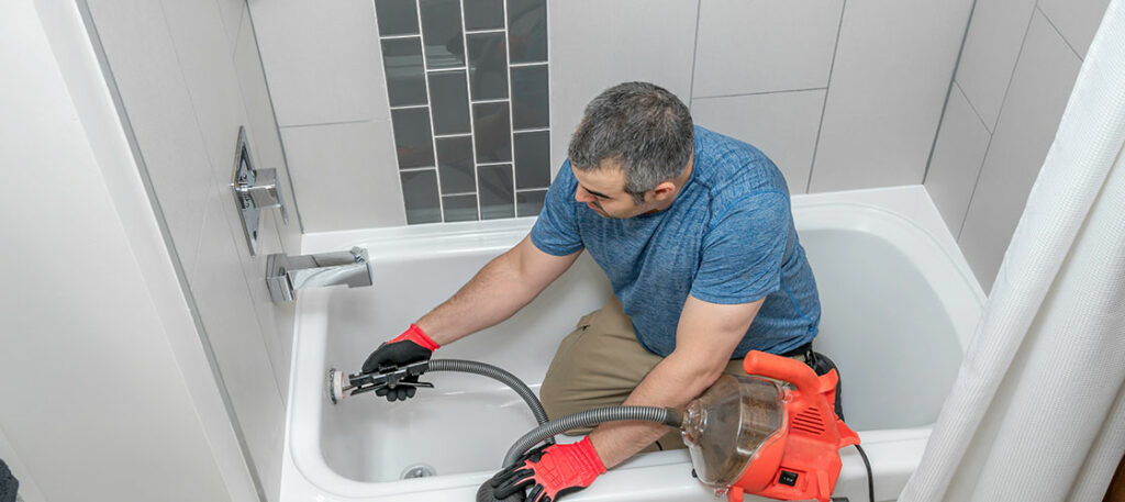 What To Look For In A Bathtub Reglazing Company Near Fauquier County, VA