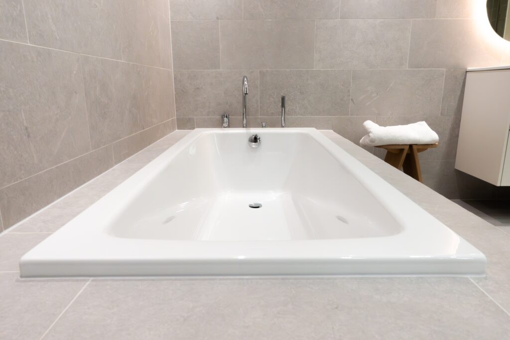 The Impact of Improper Cleaning on Fiberglass Tubs and How Refinishing Resets the Surface